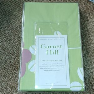 NEW Garnet Hill Standard Sateen Pillow Cases